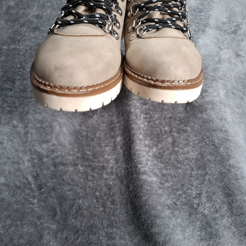 Steve Madden Leather Hiking Boots Women’s Size 7 Chunky Sole Lace-Up Ankle - Picture 6 of 7